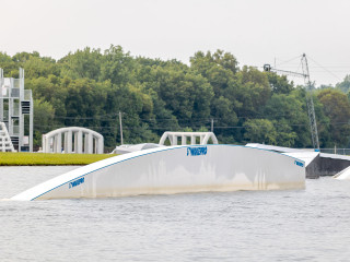 Rohr-Wakeboard