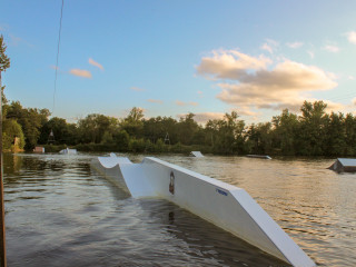 Wakepark Hindernisse in höchster Qualität 