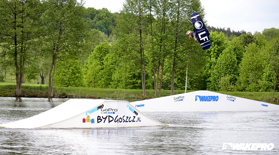 Przeszkody Wakepro w wakeparku w Bydgoszczy