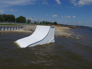 Wakepro obstacles quarterpipe Jeziorsko wakepar 