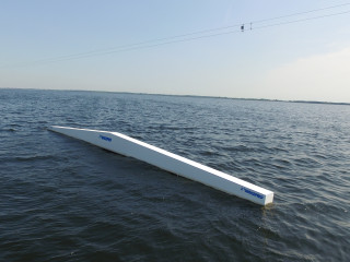 Wakepro obstacles Rooftop Jeziorsko wakepark